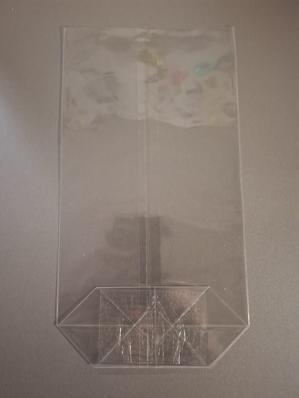 Sáček celofánový 17x32 cm s křížovým dnem
